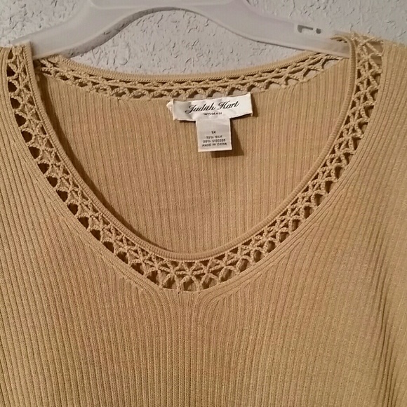 Judith Hart Long Sleeve Shirt - Picture 3 of 5